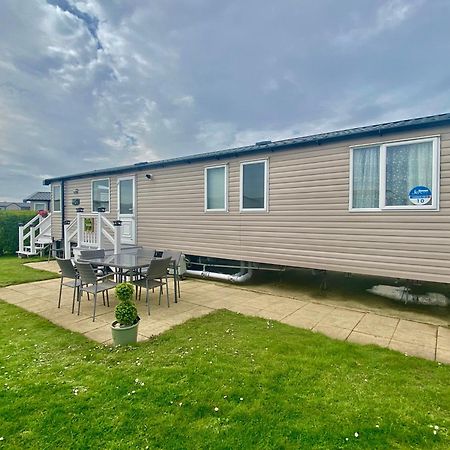 Caravan Church Farm Holiday Village Пагъм Екстериор снимка